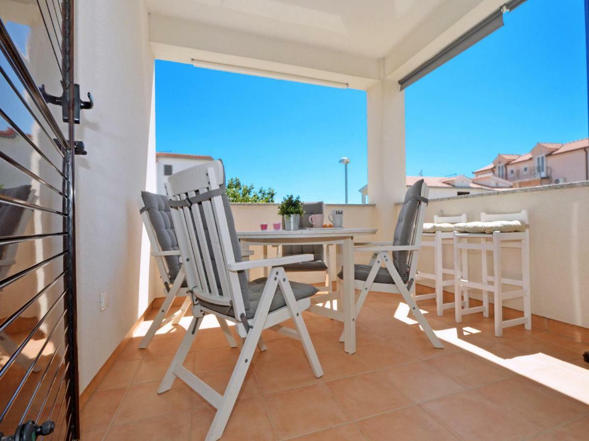 4 Us Apartamento Rogoznica  Exterior foto